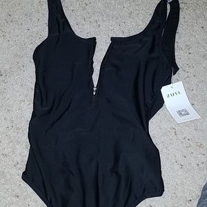 NWT Zaful zipfront backless one piece bathing suit